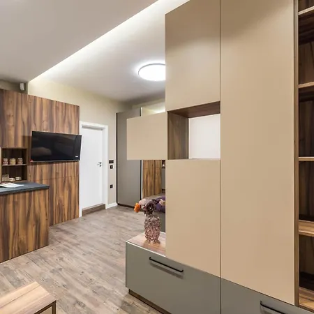 Center Luxury * Варна